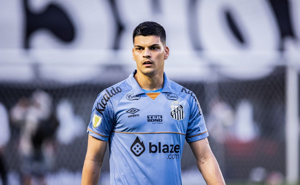 destaque do santos de carille, gabriel brazão chama atenção do futebol inglês; confira
