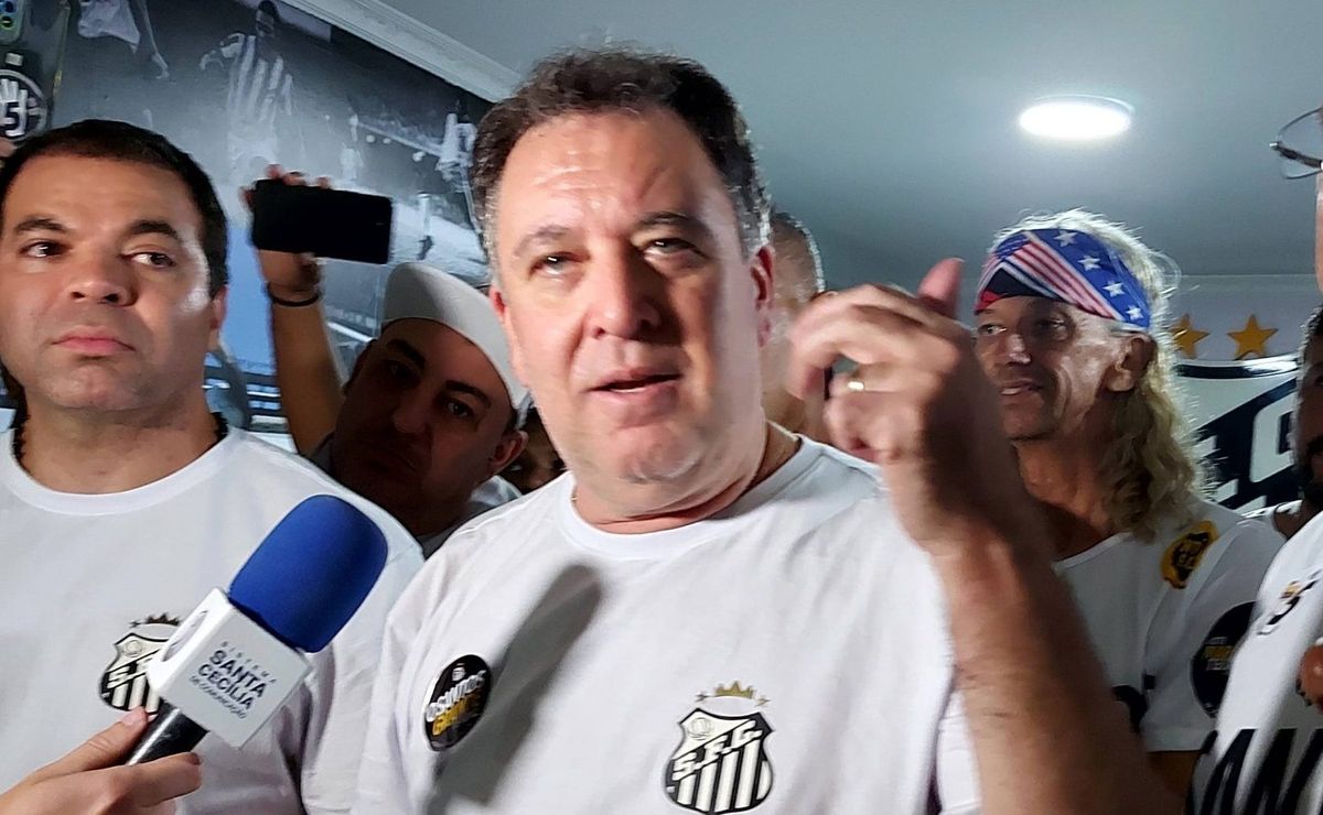 r$ 40 milhões: santos já tem contrato com marcelo teixeira para renovar com a umbro até o fim de 2026