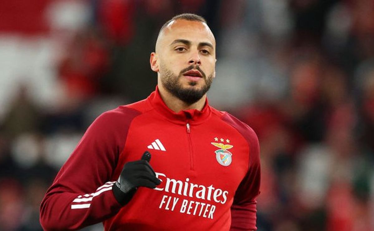 negociação de arthur cabral ganha força no corinthians com nova proposta tentadora ao benfica por