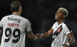 vasco faz 2 a 1 de virada no athletico pelo brasileirão. veja como foi: