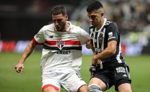 são paulo enfrenta atlético pela copa do brasil com retrospecto a favor do galo. veja números: