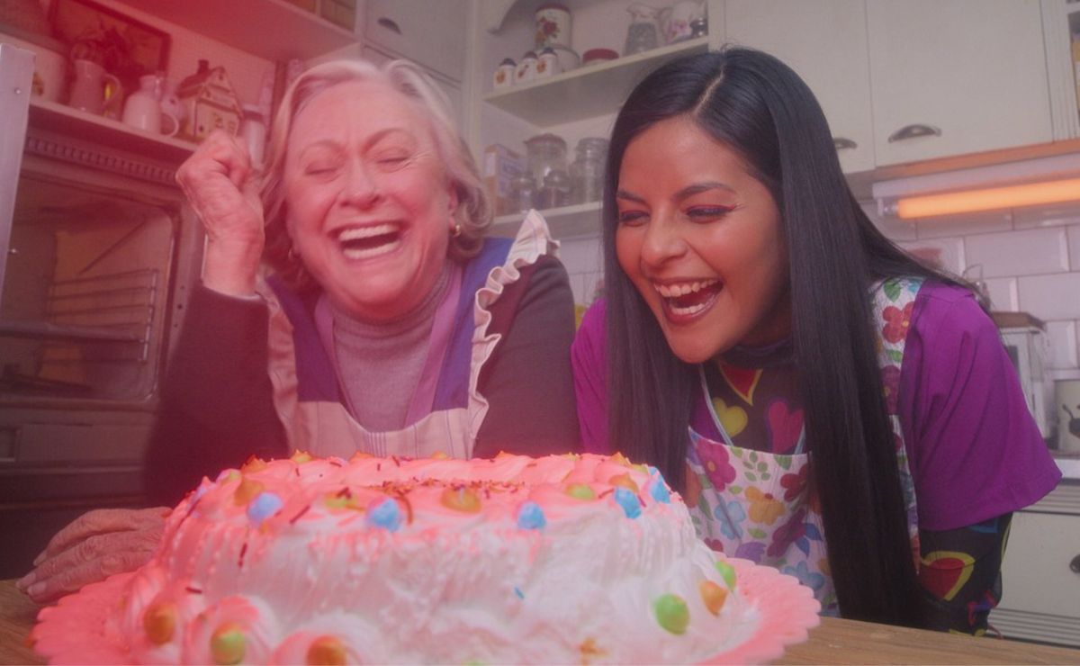 conheça "mama cake", série que estreia em setembro no catálogo do disney+