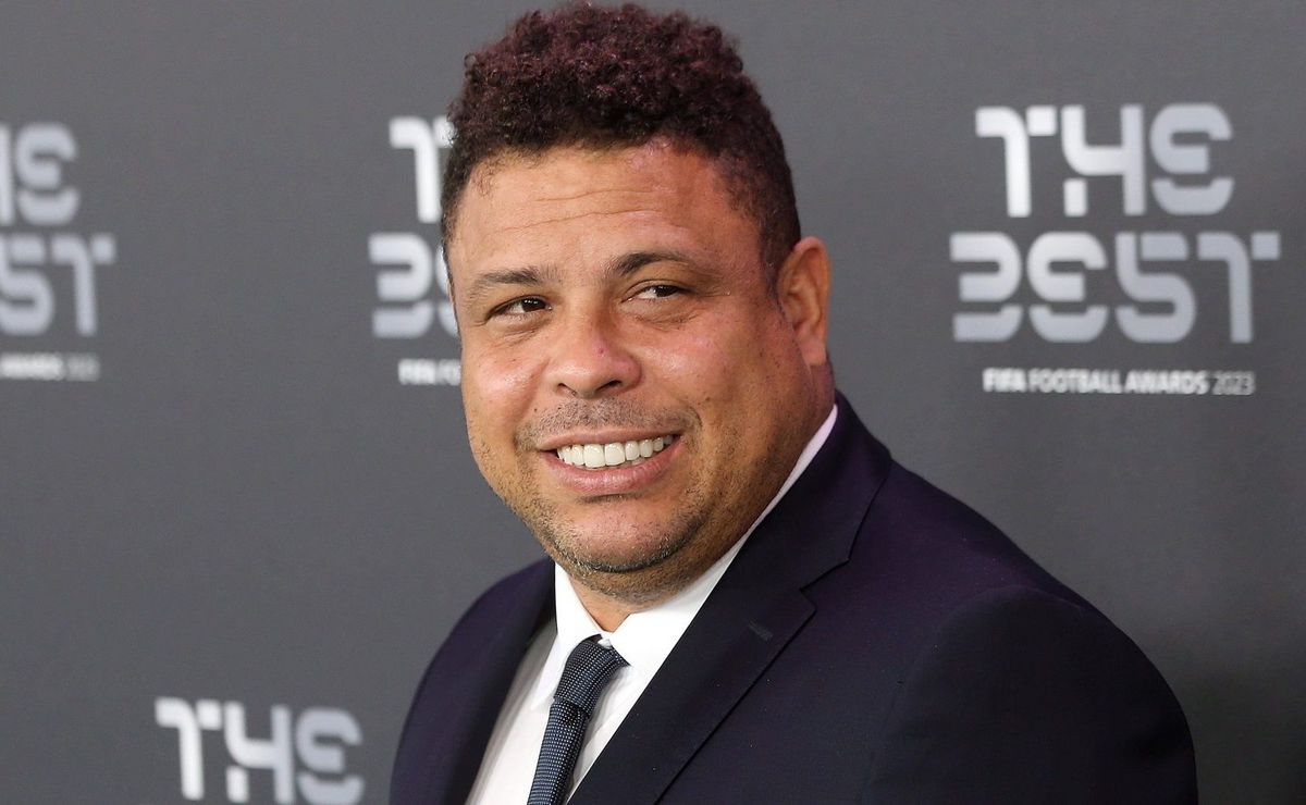 r$ 50 milhões: ronaldo fenômeno deixou cruzeiro sem cumprir promessa e com lucro milionário, conta jornalista