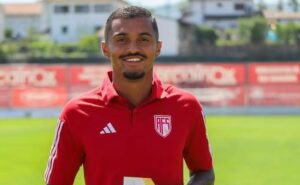 inter assina com clayton sampaio, mas números do zagueiro preocupam a torcida; veja as estatísticas