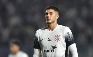 casagrande não perdoa e detona pedro raul: “contratação absurda do corinthians”