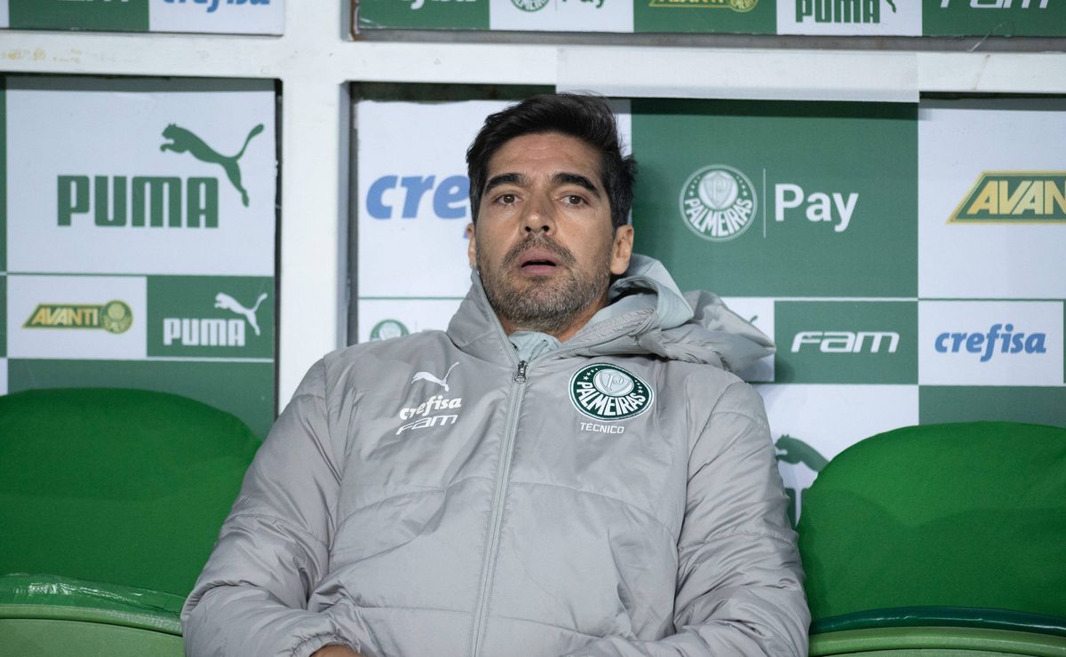 abel ferreira se posiciona sobre expulsão no palmeiras: "em momento algum há a intenção de ofender alguém"