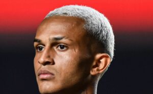 15 milhões de euros: flamengo recebe oferta da atalanta (ita) por wesley