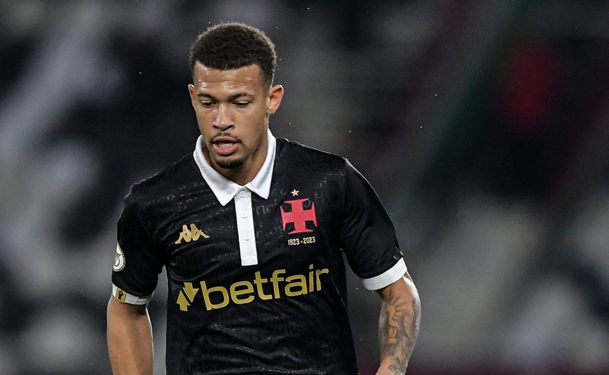 joão victor manda recado para vegetti após vitória do vasco sobre o fluminense: "já cobrei"