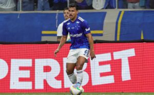 cruzeiro intensifica treinos para enfrentar o boca juniors nas oitavas da sul americana