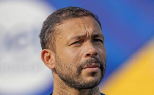 r$ 500 mil: escalação de vladimir em guarani x santos tem condição exposta