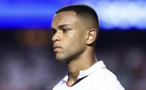 são paulo vai receber compensação financeira para a saída antecipada de juan e +1
