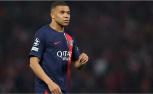 psg fecha contratação de joão neves para repor saída de mbappé
