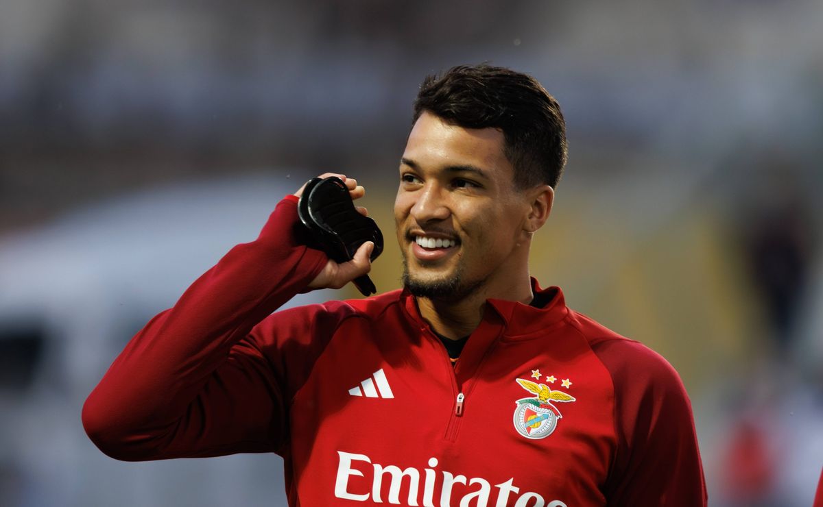 al hilal topa pagar r$ 246 milhões por marcos leonardo e santos teria grande lucro 