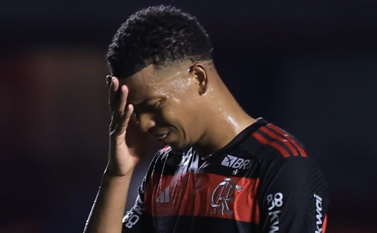 tite pode barrar carlinhos no flamengo e bruno henrique deve ser centroavante contra bolívar pela libertadores