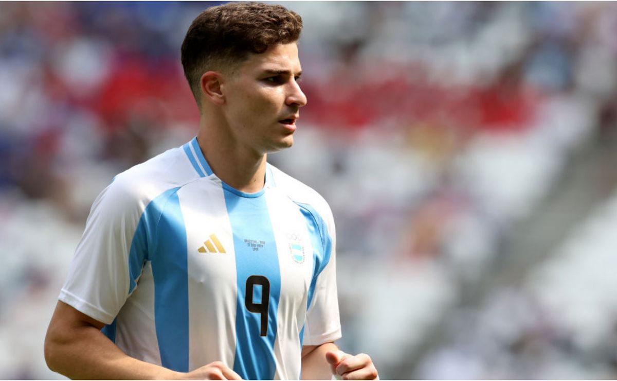 julián Álvarez, do manchester city, estaria fechado com gigante espanhol, diz portal