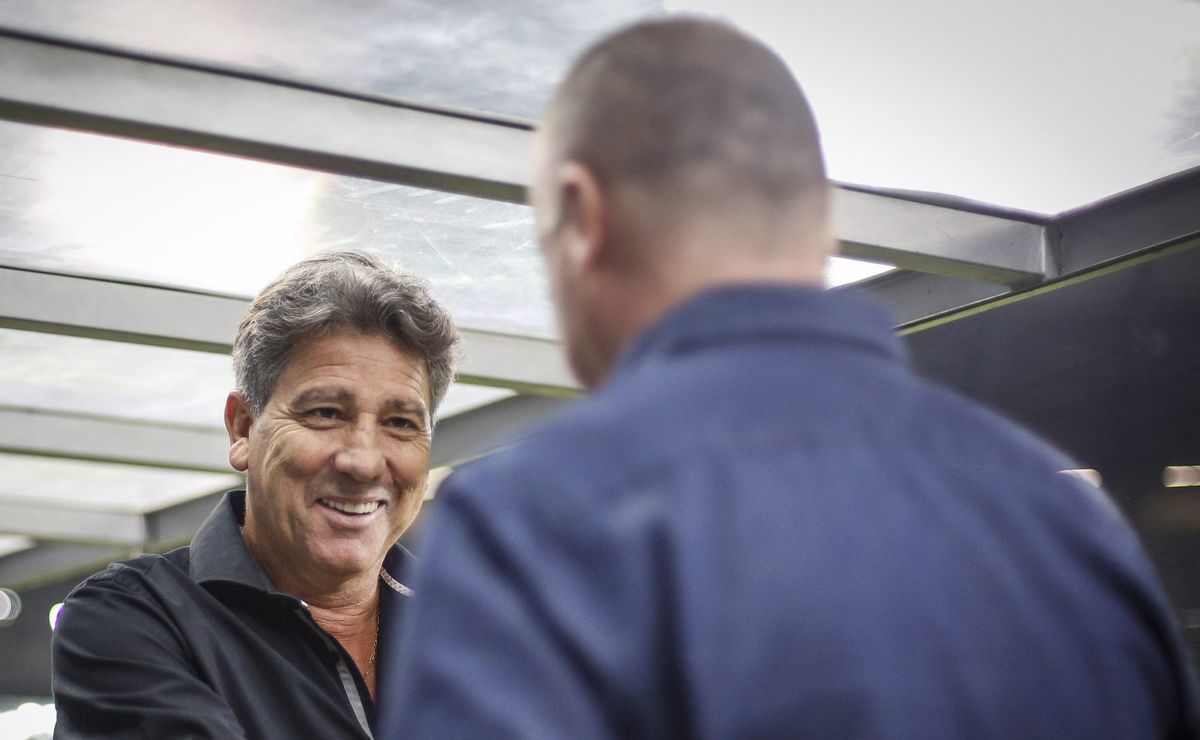 renato gaúcho supera mano no confronto direto, veja os números