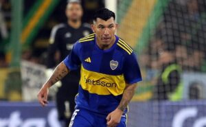 boca juniors tem novidades e medel, ex jogador do vasco, vai enfrentar o cruzeiro