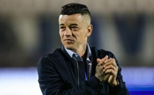 de volta ao internacional, d'alessandro manda recado ao torcedor: "vamos trabalhar intensamente"