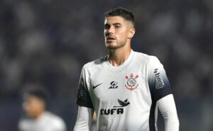 pedro raul se destaca na vitória do corinthians sobre o rb bragantino: "está praticando o futebol"