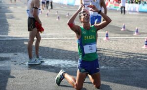 olimpíadas 2024: caio bonfim brilha e conquista a prata na marcha atlética