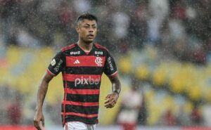 bruno henrique pede cautela ao flamengo diante do corinthians: "todo mundo quer jogar bem"
