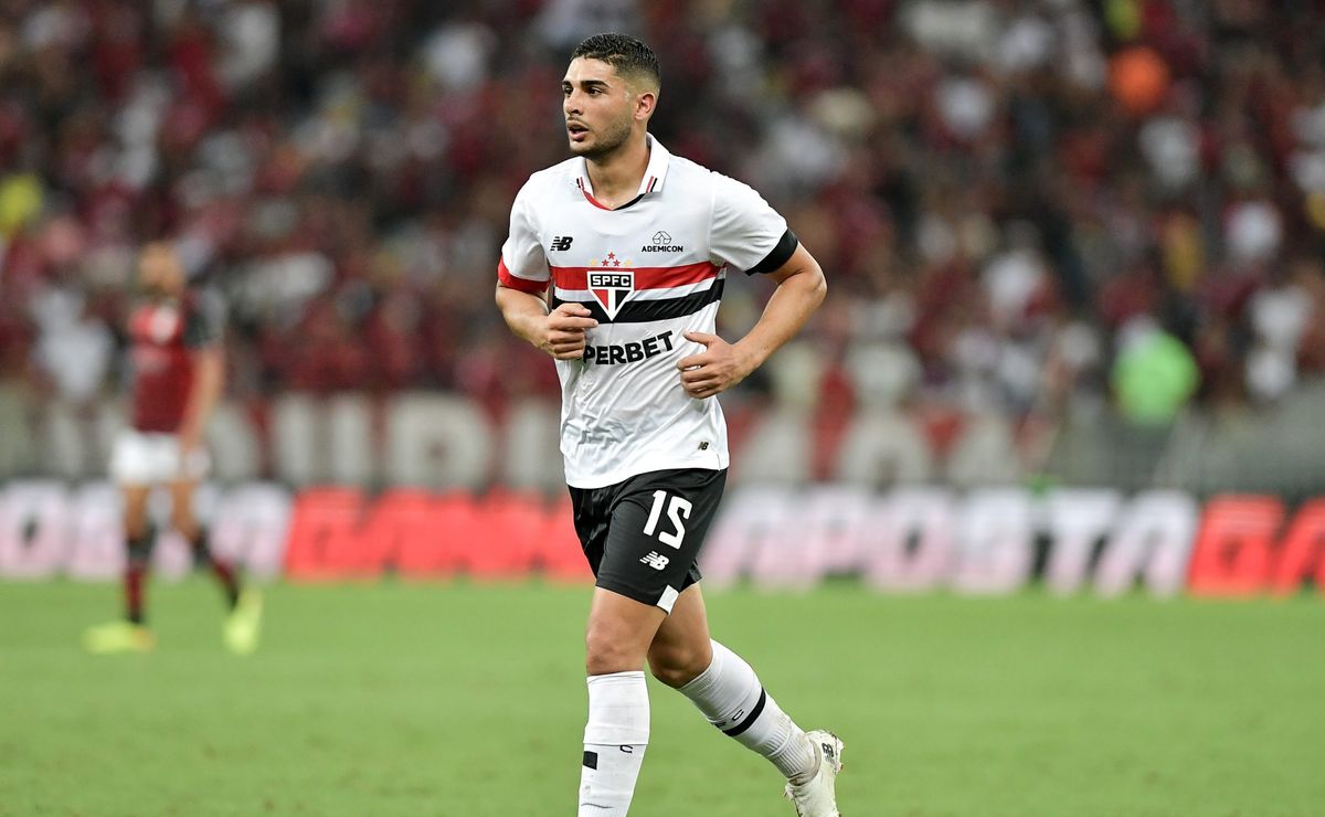 são paulo de zubeldía decide preservar michel araújo contra o fluminense
