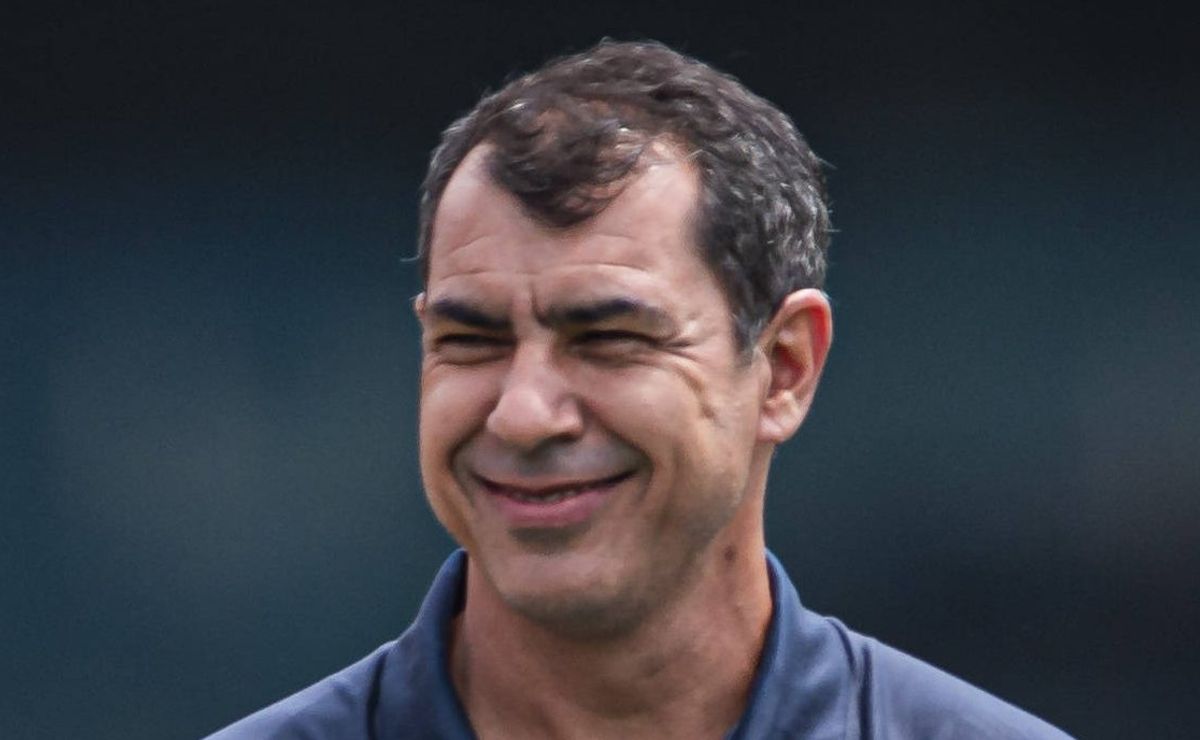 r$4 milhões: fábio carille informa, e peixe quer jean carlos pestaña, da colômbia