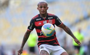 falha nas vendas de wesley e victor hugo custam r$ 240 milhões ao flamengo