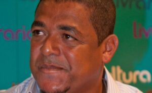 vampeta reprova decisão de ramón díaz no corinthians sobre reserva de wesley