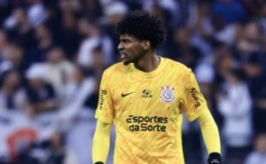 hugo souza destaca superioridade do corinthians diante do grêmio pela copa do brasil 