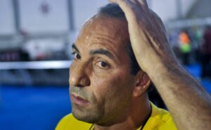 edmundo fica revoltado com zagueiro no vasco e faz críticas após 'melar' chegada de maurício lemos