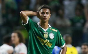 números de vitor reis consolidam zagueiro como herói improvável do palmeiras em jogos decisivos