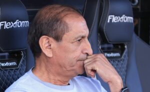 corinthians de ramón díaz volta a buscar negociação pela contratação de joão schmidt, do santos