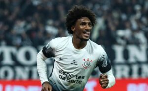 talles magno decide na estreia pelo corinthians e comparação com billy arce repercute no santos
