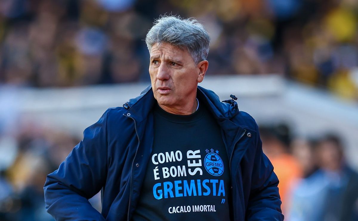 grêmio de renato vai receber o atlético mg defendendo alto aproveitamento em jogos pela manhã