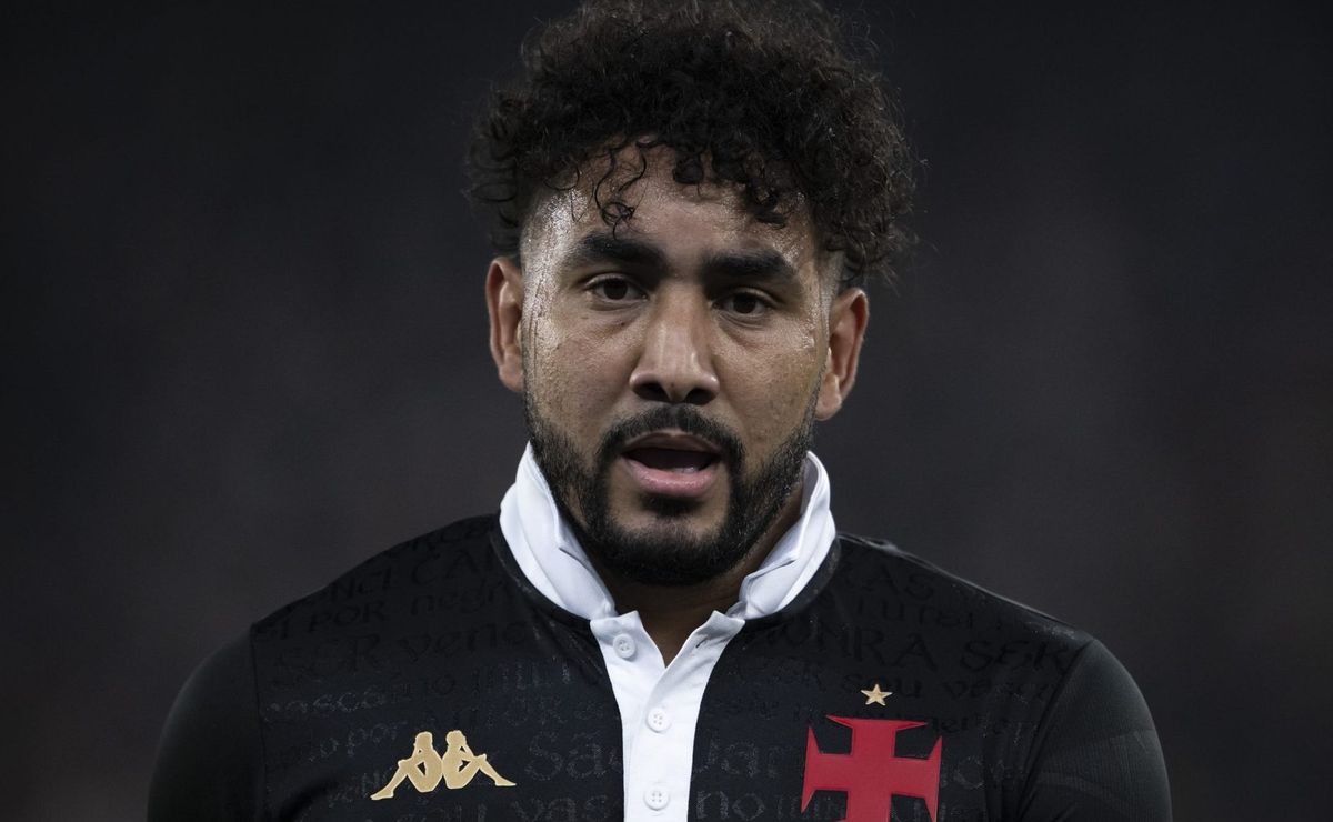 com salário de r$ 1,5 milhão no vasco, payet não marca gol ou dá uma assistência desde maio