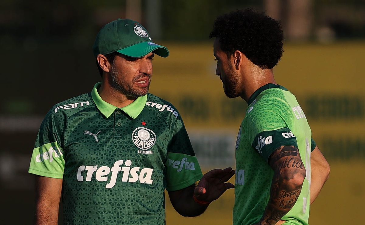 escalação do palmeiras: com 4 trocas, abel ferreira define time contra flamengo e felipe anderson troca de função