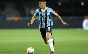 monsalve garante vitória do grêmio contra criciúma e torcida dispara: "É titular"