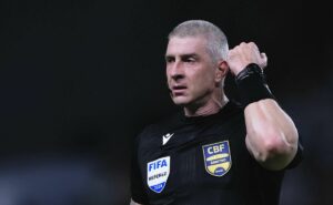 palmeiras alega “complacência” de daronco e faz reclamação na cbf