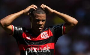 de la cruz toma nova decisão dias antes da decisão na libertadores e flamengo é informado