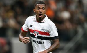 zubeldía elogia luiz gustavo após vitória do são paulo contra o flamengo