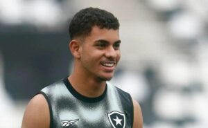 bomba no mercado! sapata deixa o botafogo e assina com clube belga