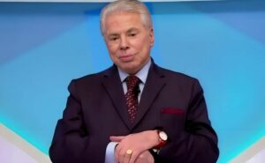 corpo de silvio santos é enterrado e família deixa carta para o público