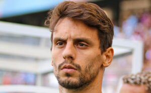 rodrigo caio vive situação ‘humilhante’ no grêmio e torcedores comentam: “fim melancólico”