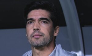 abel barra vitor reis e define zé rafael como titular em palmeiras x botafogo