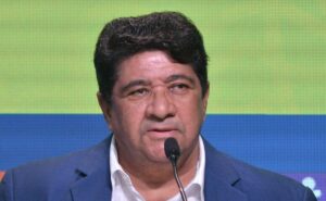 cbf de ednaldo rodrigues se posiciona sobre reclamação do flamengo em jogo contra palmeiras