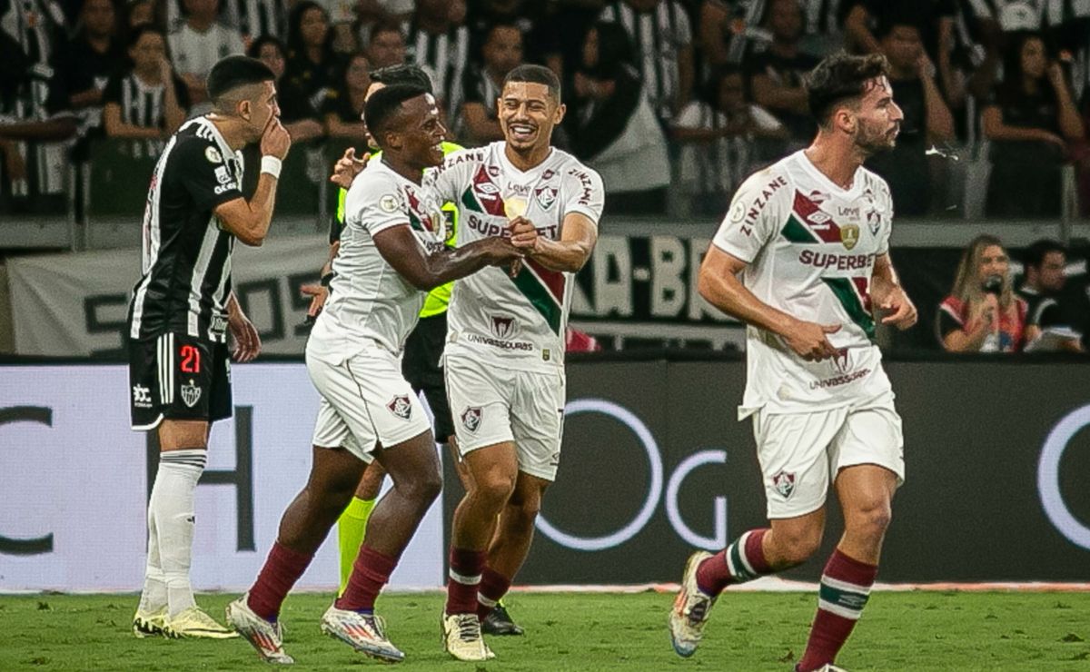 fluminense vence atlético mg em noite de arias;confira as notas