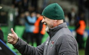 mano menezes deve escalar fluminense com kevin serna para jogo contra o grêmio pela libertadores