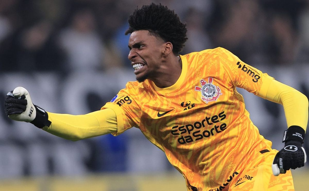 após pegar três pênaltis para o corinthians, hugo quebra recordes e entra para seleta lista de goleiros