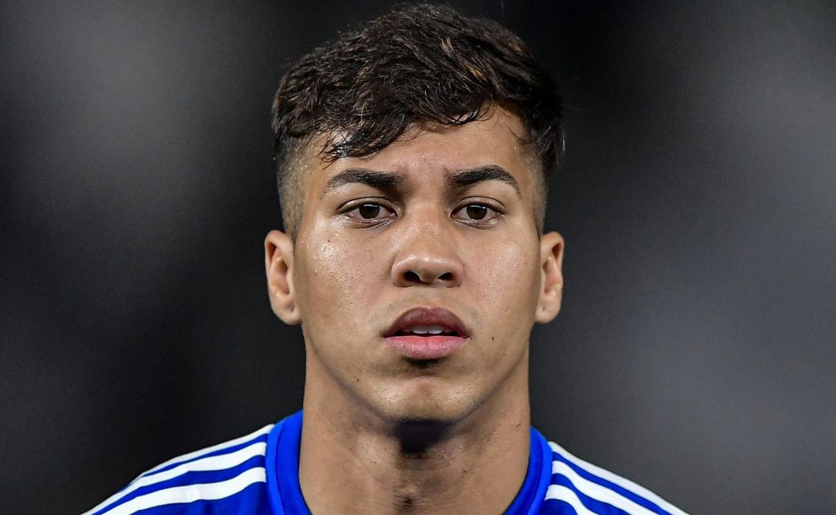 kaio jorge segue sem marcar e torcedor do cruzeiro pede dinenno no ataque